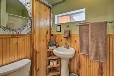کلبه Large Deck, Grill: Pet Friendly Show Low Retreat!
