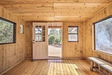 بيت ريفى Artist S Retreat W/ Pecos National Park Views!