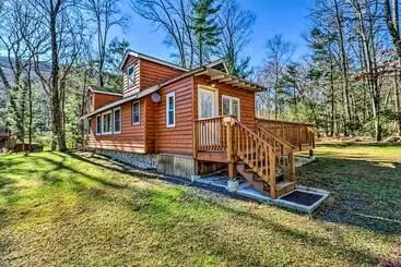 Mökkimajoitus Cozy Tannersville Gem   Ski, Hike, Explore!