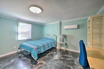 Mökkimajoitus Emerald Isle Escape: Walk To Ocean