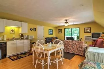 Mökkimajoitus Historic Lafayette Retreat W/ Guest House!