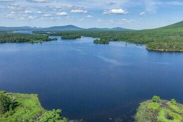 קוטג'' Cabin Inspired Home < 12 Mi To Sugarloaf Mtn!
