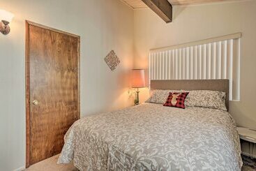 茅舍 Lake Arrowhead Cabin W/ Mid Century Charm!