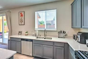 Mökkimajoitus Sacramento Retreat W/ Yard ~ 13 Mi To Dtwn!