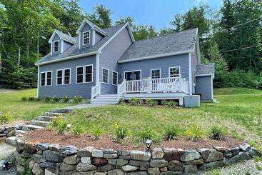 Mökkimajoitus Belmont Home W/ Mtn View, 9 Mi To Gunstock Resort