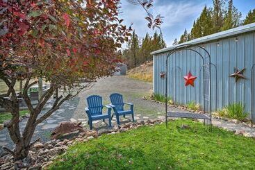 Landhus John Day Lakehouse W/ A Great Outdoor Space!