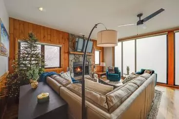 コテージ Views & Hot Tub: Sky Barn Retreat In Beech Mtn!