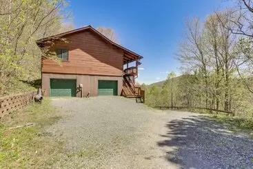 コテージ Family Cabin W/ Private Hot Tub & Views In Boone!