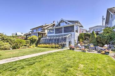 Hus på landet Waterfront Puget Sound Retreat: Steps To Beach!
