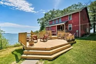 コテージ Rustic Lake House On Lake Champlain S Barney Point