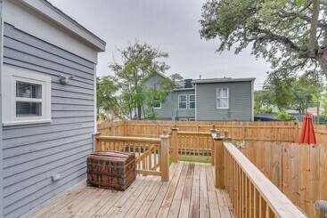 کلبه 4 Blocks To Beach: Home W/ Patio In Galveston!