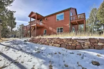 Mökkimajoitus Woodland Park Home W/ Stunning Mountain Views