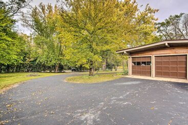 Gîte Rural Fox River Grove Home: Pets Welcome!