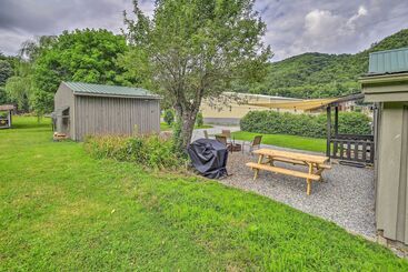 Damascus Cottage W/ Fire Pit   1 Mi To Trails