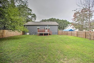 کلبه 2 Mi To Downtown: Luxe Greenville Retreat!