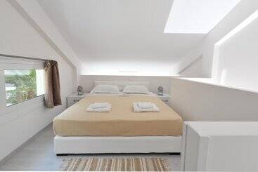 מלון דירות Alekos Luxury Suites Free 24h Transportation From   To Airport