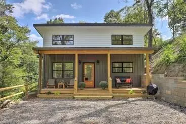 コテージ Pet Friendly Asheville Retreat W/ Hot Tub