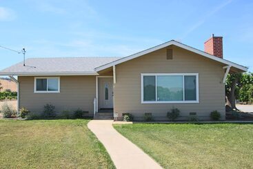 Mökkimajoitus Sierra Nevada Mountain Retreat, Set On Citrus Farm