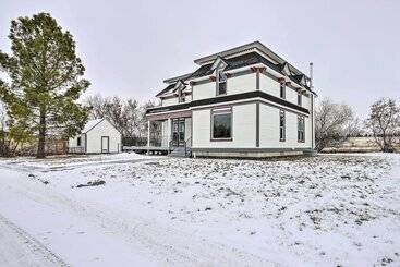 بيت ريفى Charming Stevensville Home W/ Open Yard!