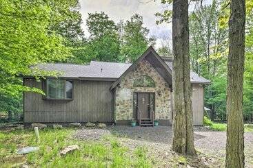 Vidéki Ház Gouldsboro Lake Home W/ Deck & Game Room!