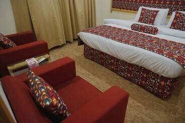 پانسیون Oak Residency