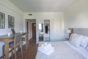 هتل El Misti Coliving Obelisco