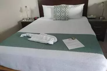 Aparthotel Bugambilias Suites