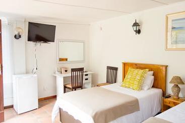 膳宿费 Amanzi Guest House