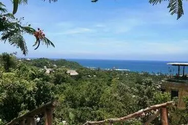 Kapselhotel Ave Fenix