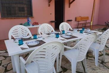 L Albero Degli Struzzi