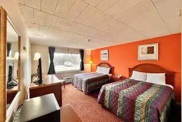 Hotel Lively Inn And Suites   Sudbury