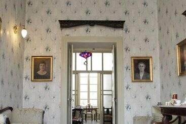 هتل Residenza D Epoca Regina D Arborea