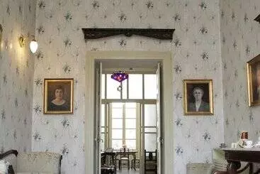 هتل Residenza D Epoca Regina D Arborea