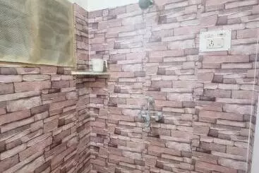 Majatalo Mount Paradise Guest House