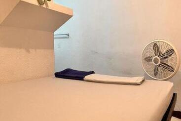 هاستل 8 Habitaciones