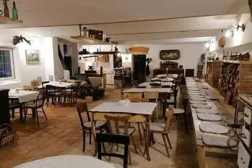 Pensione Statek 100dola