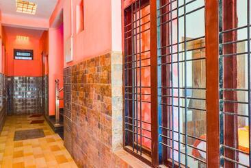 Pensão Akansha The Lake View