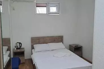 هتل Zundaga