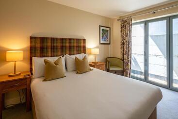 여관 The White Hart, Wroughton