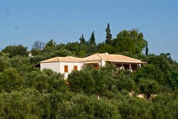 Turista apartmanok Ktima Dafnes