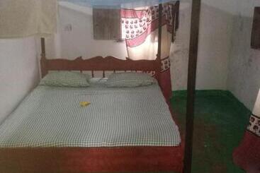 Пансион Tabassam House