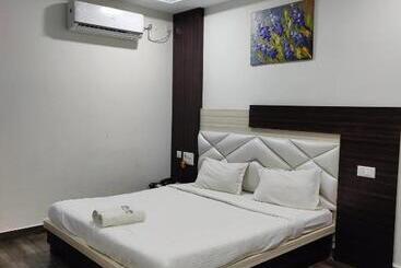 בית מלון כפרי Cipron Inn