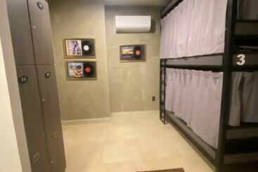 هاستل Habitación Compartida Para Mujeres Hostal Heroldhomes