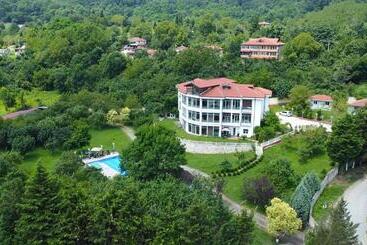 Huoneistohotelli Beyaz Köşk Geyve