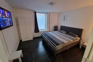 Bed and Breakfast Happy Home