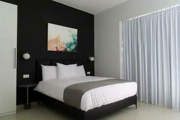 Retkeilymaja White Moon Inn