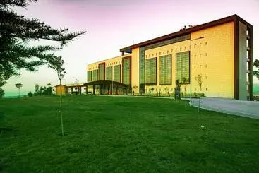 Lavanta Tepesi Hotel Ve Spor Tesisleri