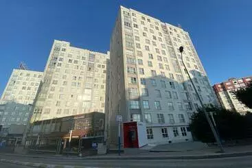 アパートホテル Pin Suites