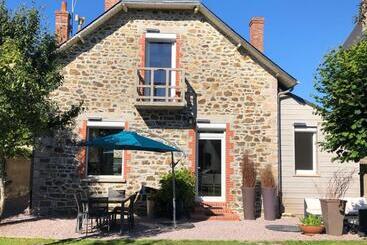 Bed and Breakfast Villa Chalet André   3 Chambres   6 Personnes