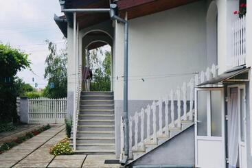 Pension (Hôtel basse catégorie) садиба анна термальні води косино